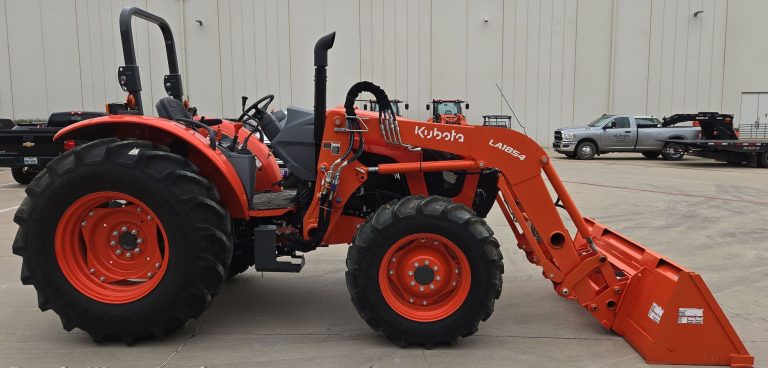 2022 Kubota M5-091D MFWD Tractor