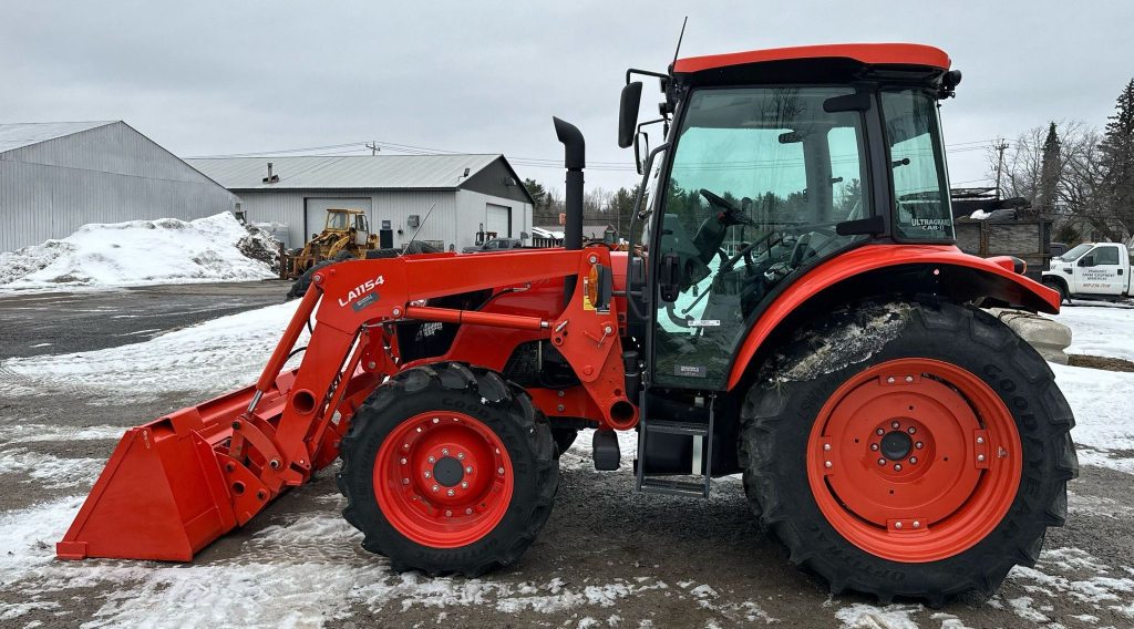 2021 Kubota M4-071D MFWD Tractor