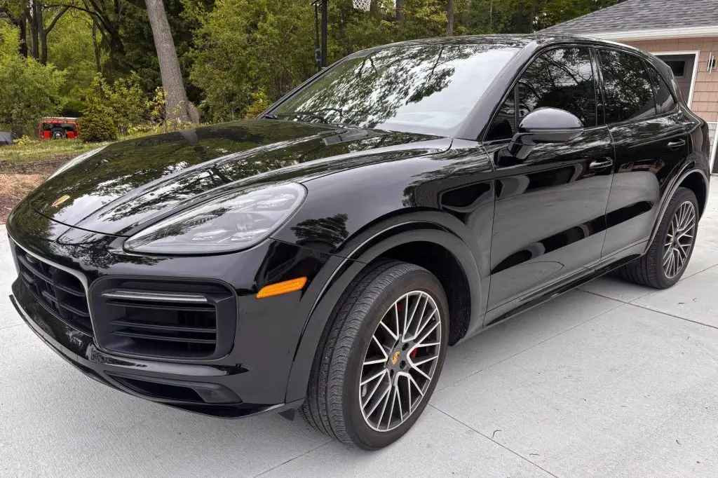 2022 Porsche Cayenne GTS