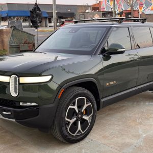 2024 Rivian R1S Adventure Edition