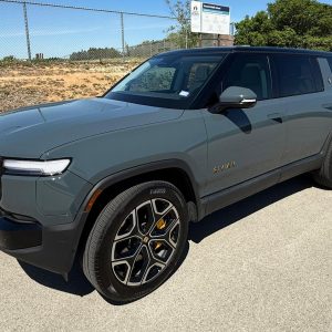 2025 Rivian R1S Ascend Tri-Max 4x4 Electric