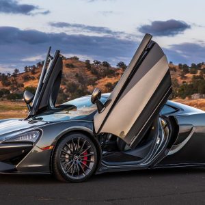 2017 McLaren 570GT