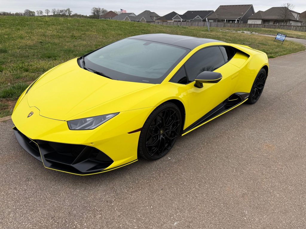 2022 Lamborghini Huracan EVO Fluo Capsule Coupe