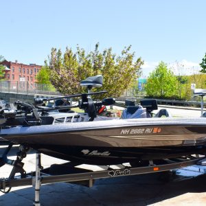 2025 Bass Cat Puma STS - Mercury 250 ProXS 4 Stroke