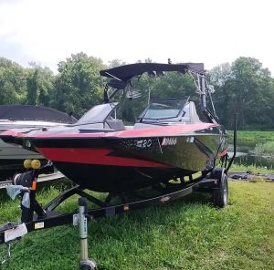 2011 Axis A20 - 335HP Indmar AR335 MPI 5.7L, Seats 11, FatAX Tower wBoard Racks, Bimini
