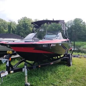 2011 Axis A20 - 335HP Indmar AR335 MPI 5.7L, Seats 11, FatAX Tower wBoard Racks, Bimini