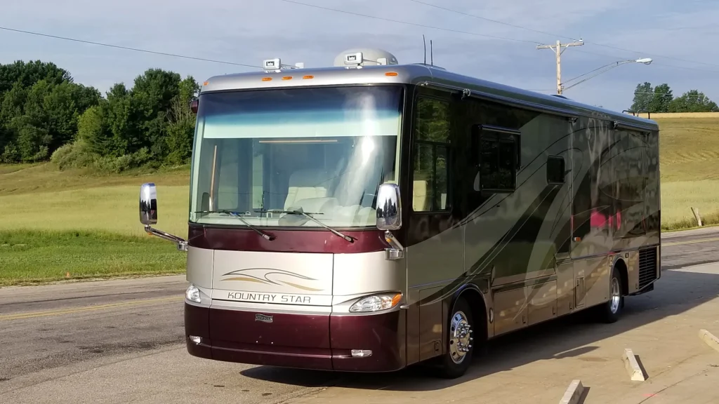 2008 Newmar Kountry Star 3916 Motorcoach
