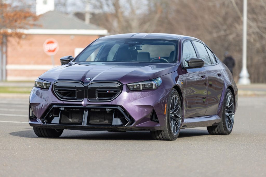 2025 BMW M5