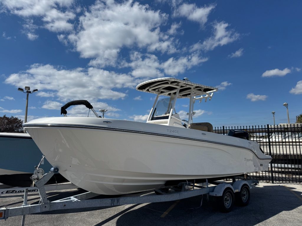 2023 24′ 7 Bayliner Trophy T24 CC