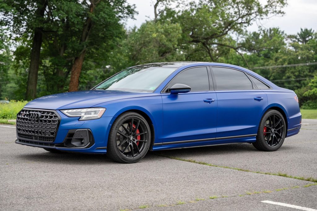 2022 Audi S8