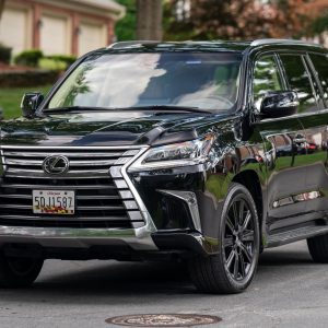 2019 Lexus LX 570 V8 5.7-liter Luxury