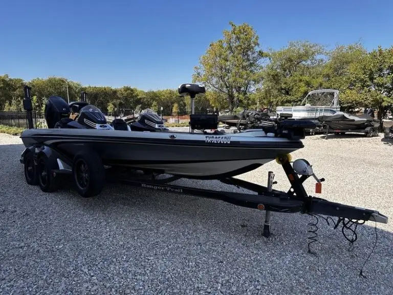 2017 Ranger Z521C – Evinrude 250 HP Engine - Trailer Included