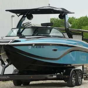 2017 Centurion Ri237 GM Marine – Chaparral Trailer