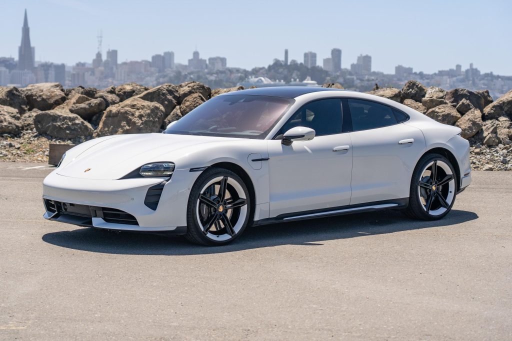 2020 Porsche Taycan Turbo