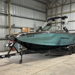 2022 Mastercraft NXT24 24 Wake Boat – Ilmor 6.0L MPI Engine with 2022 NXT24 TA J3 Trailer