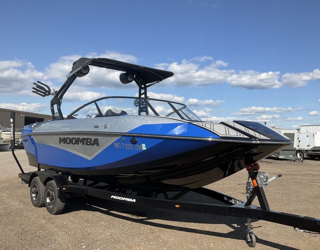 2021 Moomba Kaiyen Boat – Indmar Raptor 400hp 6.2L Engine – BOATMATE