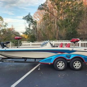 2016 Ranger Z520 Bass Boats, MERCURY 250L Pro & 2016 Fish Holdings Ranger Trail Included
