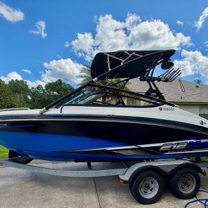 2016 Yamaha 212X Boat, Twin Yamaha 1.8L High Output 360 Hp, 2016 Shoreland'r Tandem Trailer